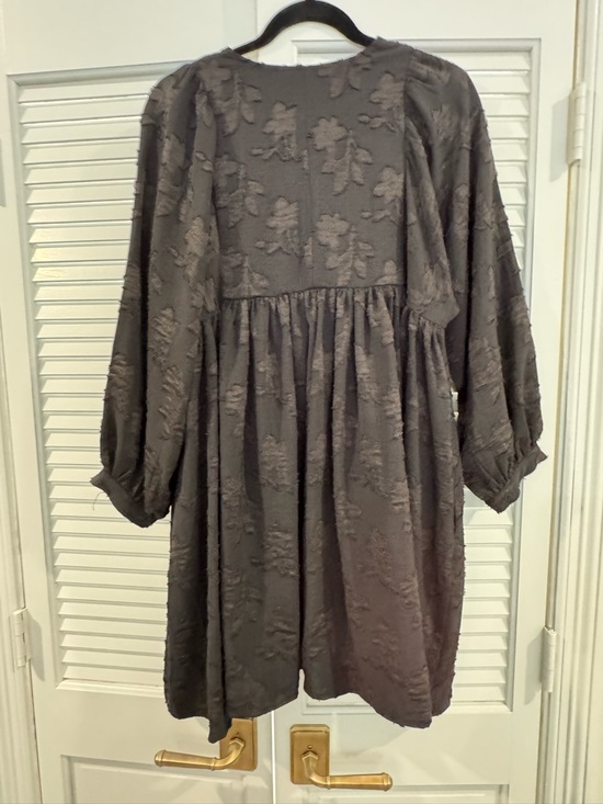 Textured Black Long-Sleeve V-Neck Babydoll Dress - Picture 6 of 7